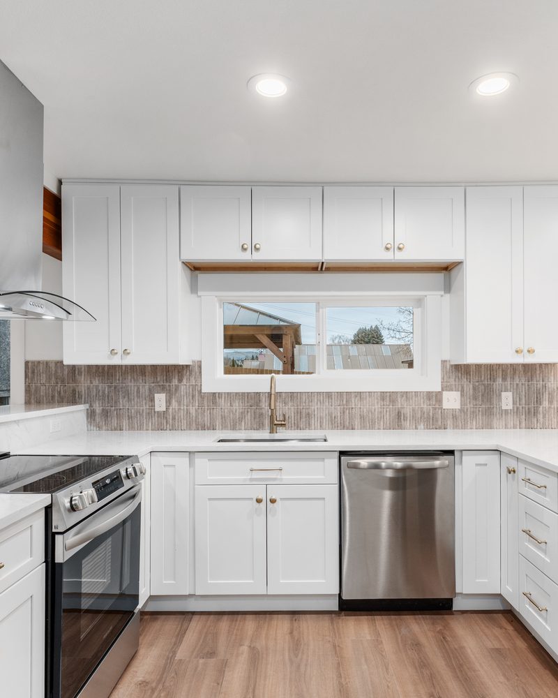 The same house: the kitchen, after the work